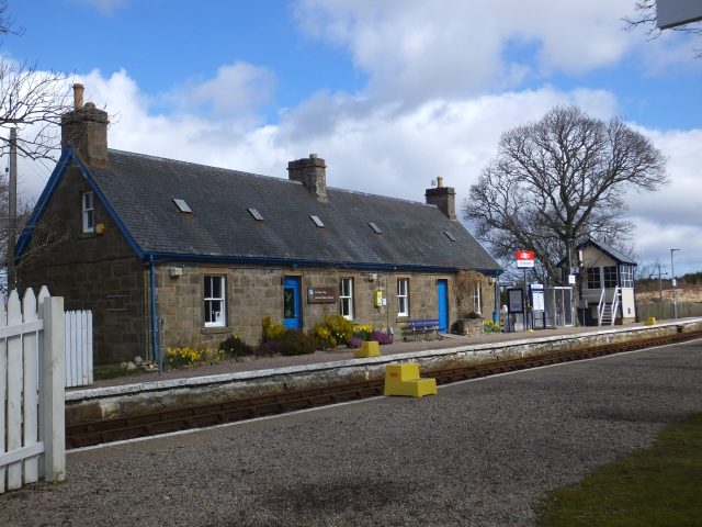 Forsinard-Flows-Visitor-Centre-and-train-station-by-Paul-Turner